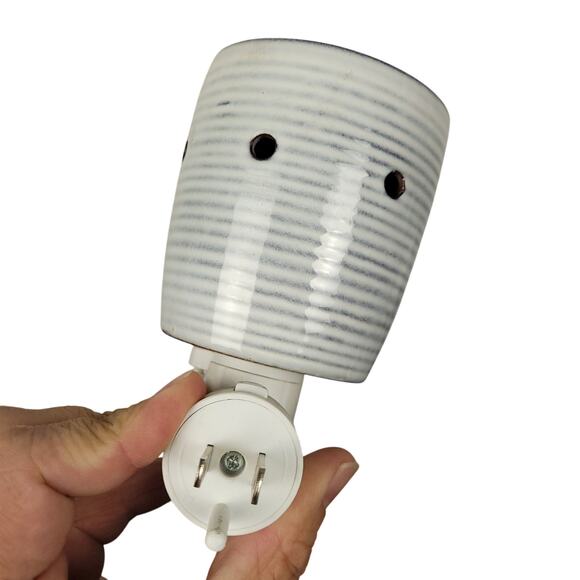 Scentsy Sea Star Starfish Plug-In Wax Warmer Nightlight Home Fragrance Beachy - Picture 4 of 7